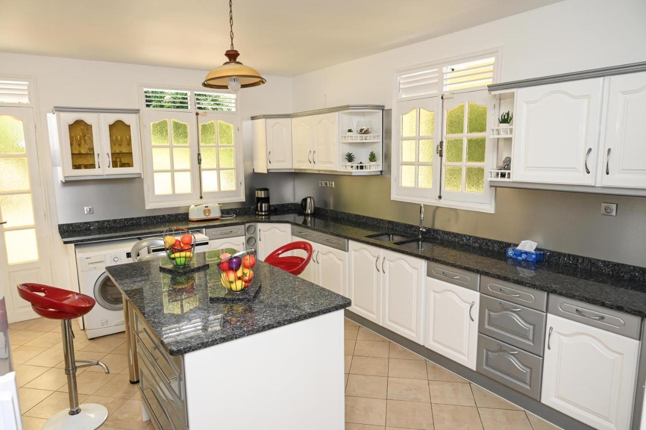 Villa D Ennry Pointe-Noire Luaran gambar